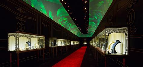 cartier great wall|Cartier High Jewelry Event in Beijing. .